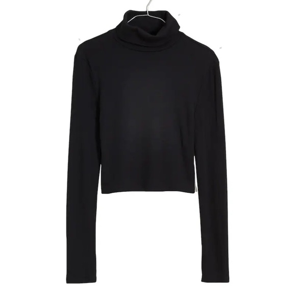 Madewell Tops - Madewell turtleneck long-sleeve tee
